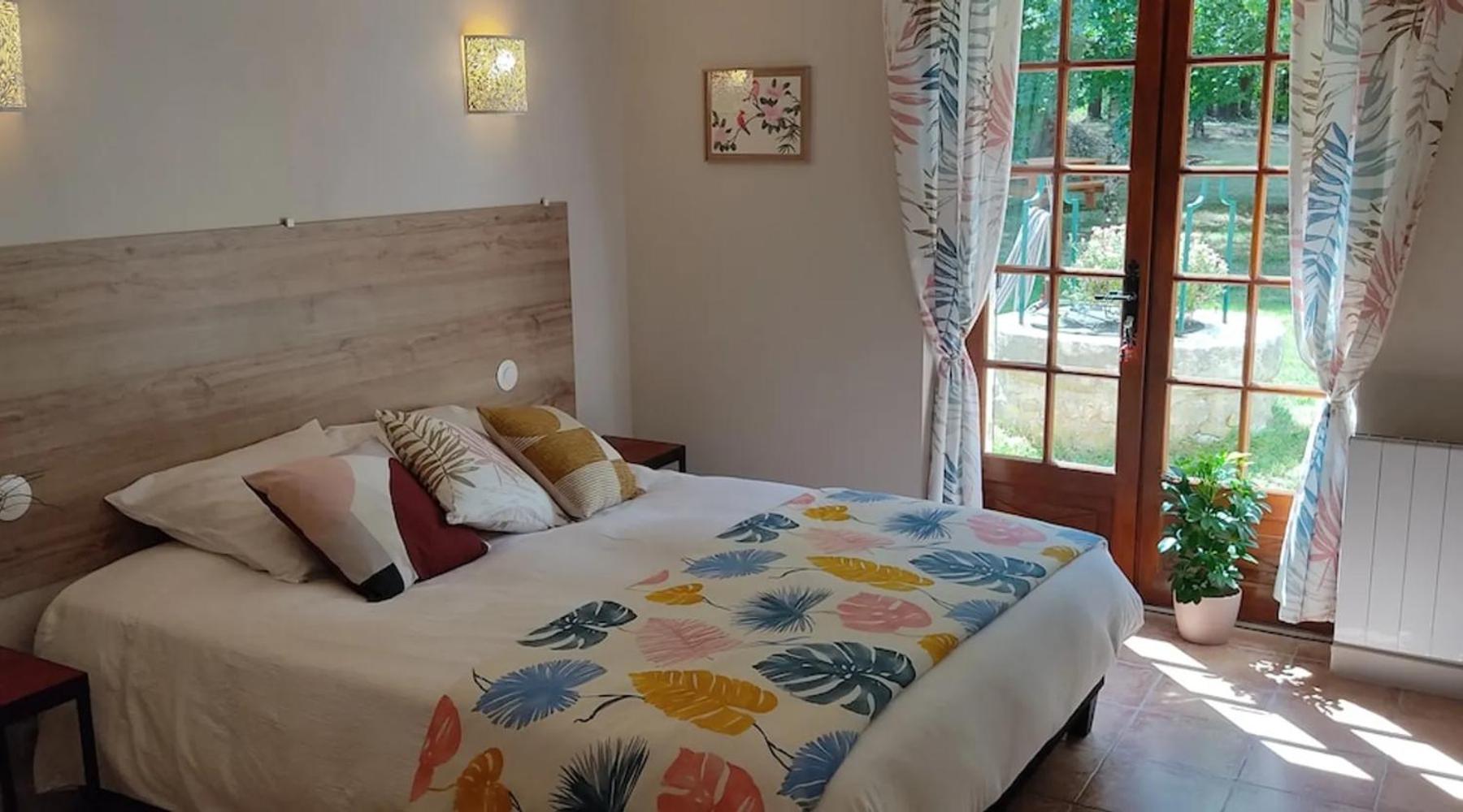 Le Bois Des Fees De Chazelles Bed & Breakfast Chazelles  Exterior photo