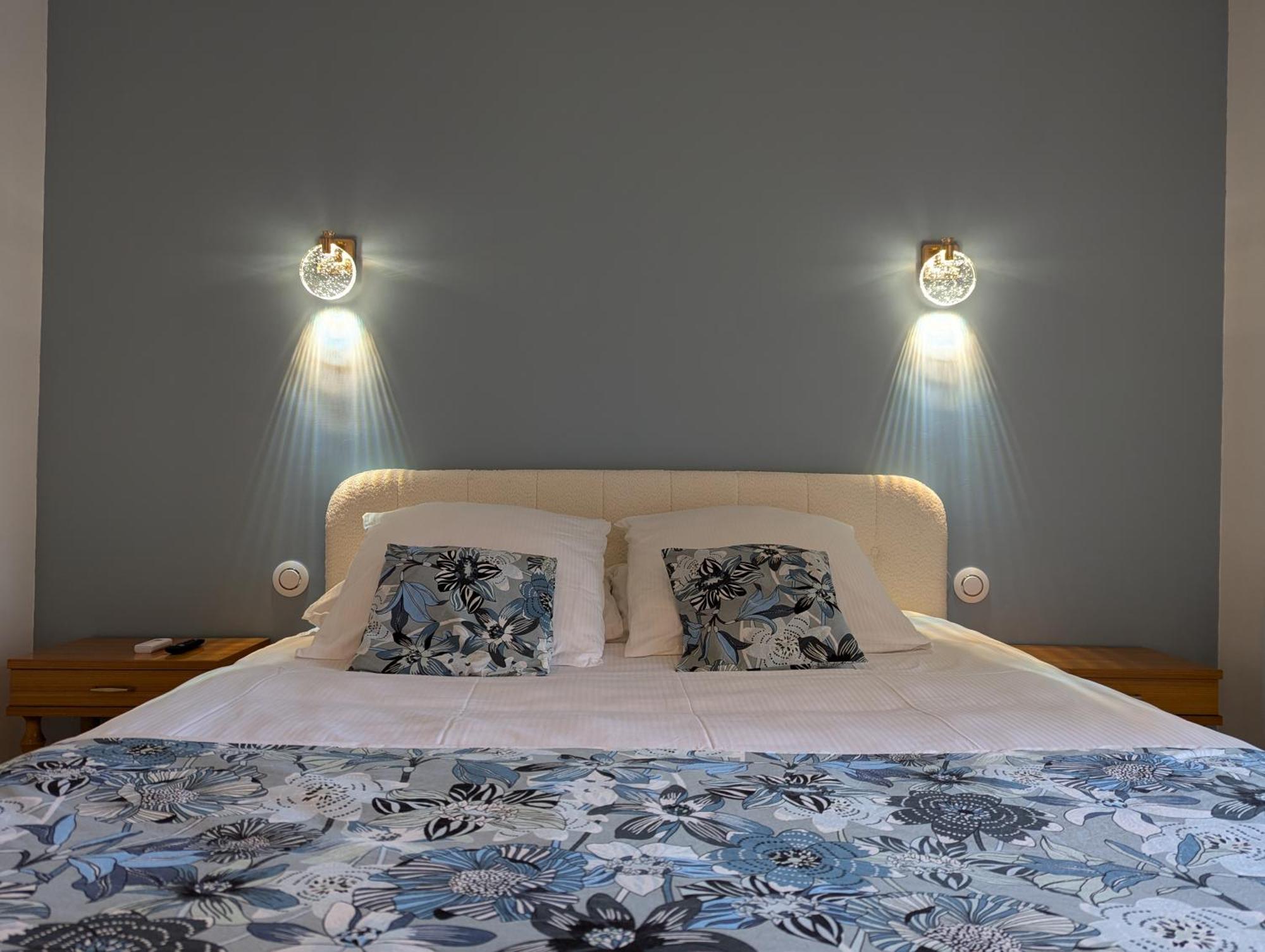 Le Bois Des Fees De Chazelles Bed & Breakfast Chazelles  Exterior photo