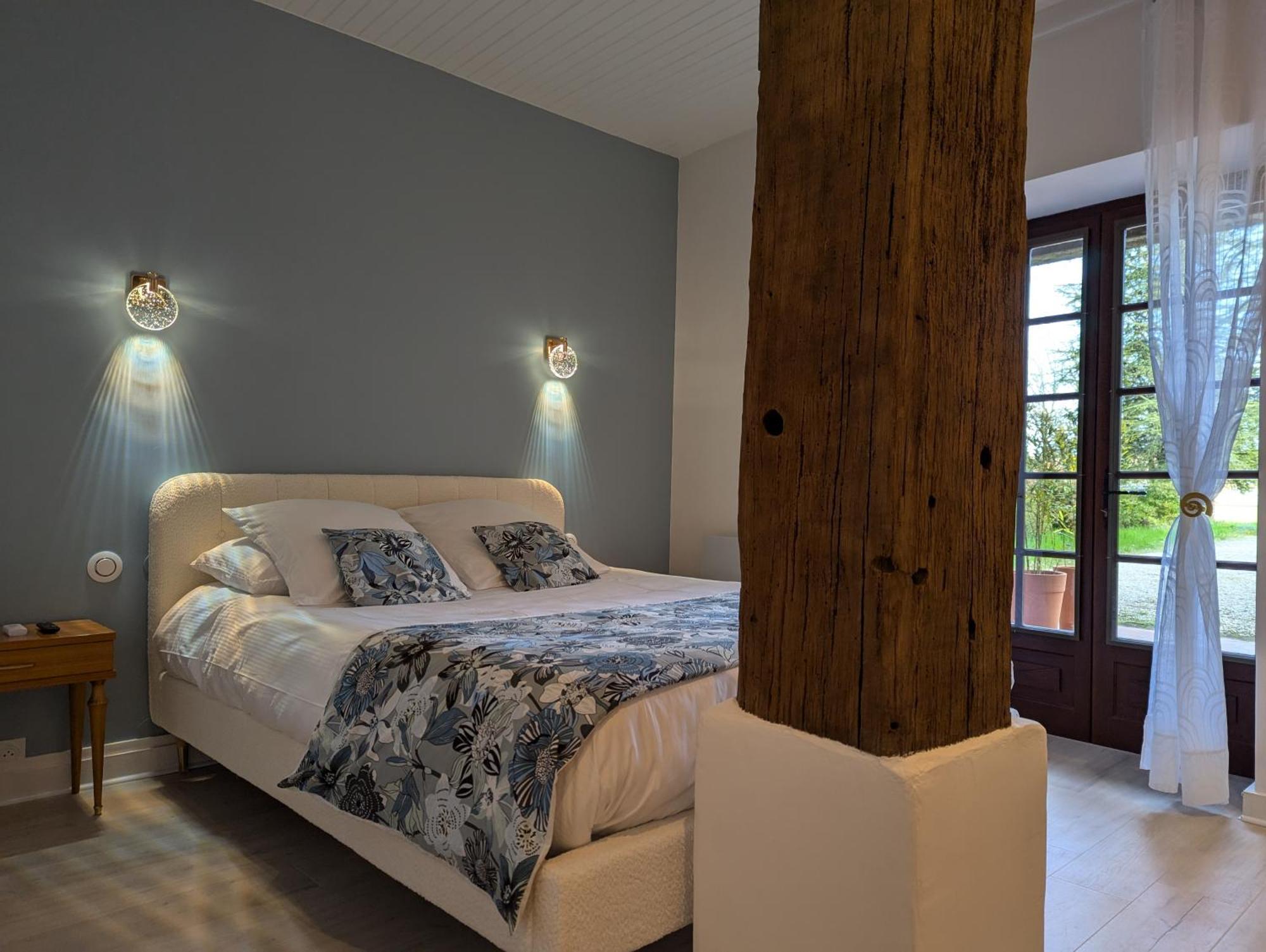Le Bois Des Fees De Chazelles Bed & Breakfast Chazelles  Exterior photo